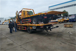 横县同城汽车补胎